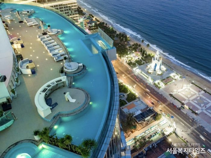 (주)루프탑인클럽, 제이뷰호텔