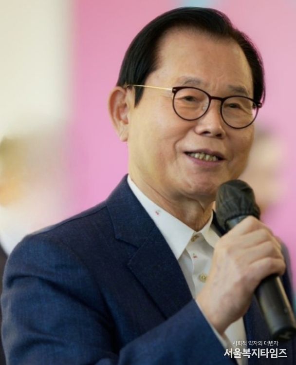 (사진_ 박철언 (재)한반도복지통일재단 이사장 / 세계인류평화봉사상조직위원회 제공)