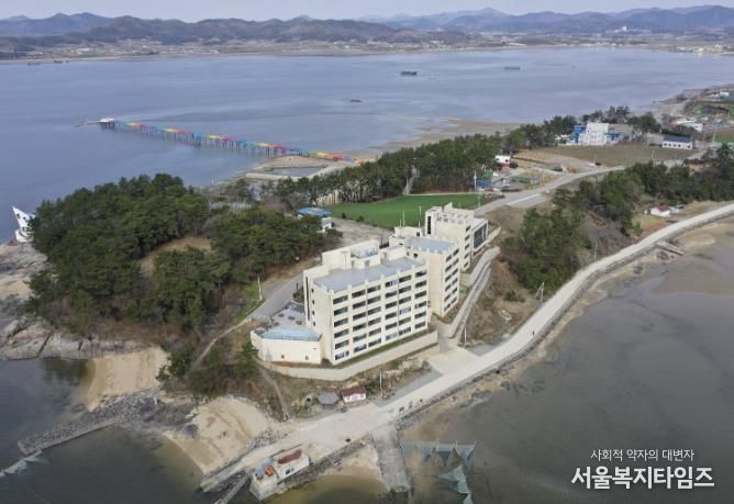 돌머리 해수욕장 전경