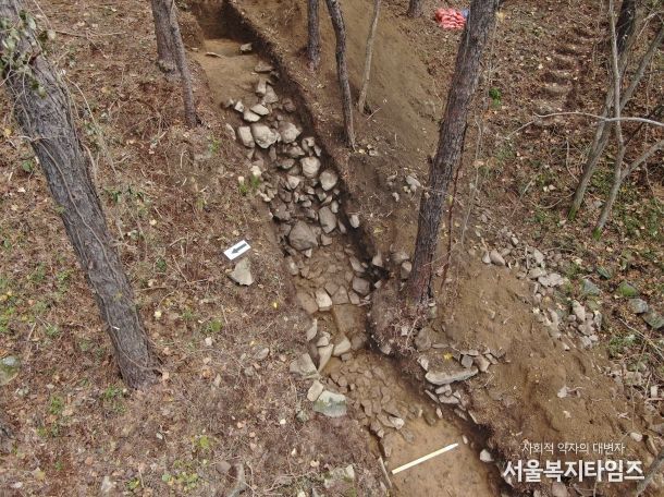 무주 성현석성 서쪽 성벽 조사 후 근경