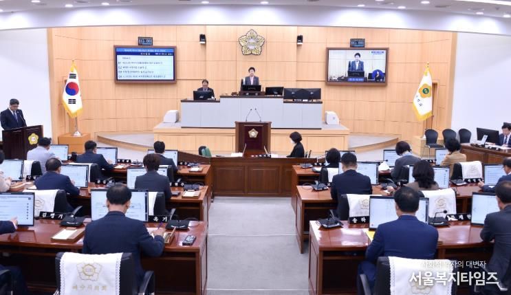 여수시의회, 제252회 정례회 개회…산단 위기·2026섬박람회 등 시정 전반 점검 예고