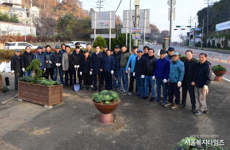 강화군 지방행정동우회, 가로 환경 정비 활동 펼쳐