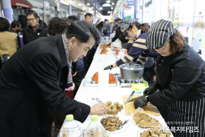 보은군, 전통시장에 활력 불어넣은 '제1회 장터 한 상 축제' 성황리 마무리