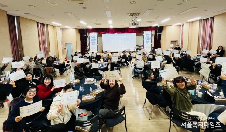 함안군 청소년상담복지센터·학교밖청소년지원센터, 사업 운영 보고회 및 학교 밖 청소년 졸업식 개최