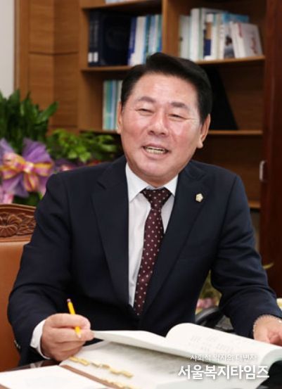 신현광 영동군의회 의장