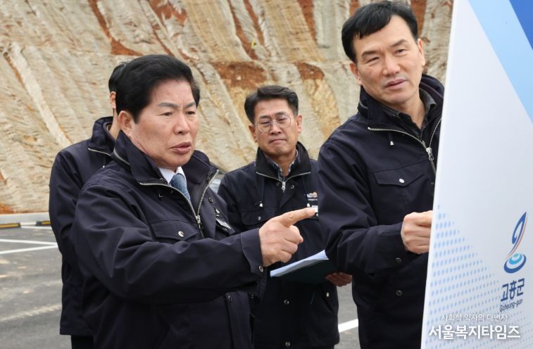 ‘거금 적대봉 생태탐방로’ 조성 현장점검